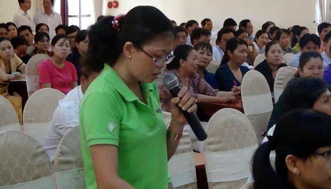 Công nhân Cty Đông Á phản ảnh tình trạng khám BHYT chưa được chú ý đến